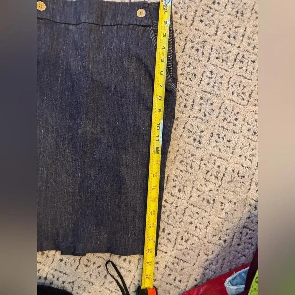 Bebe Dark Wash Denim Pencil Skirt Italian Fabric Contrast Stitch Size 2